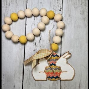 Hand Painted Easter Bunny Beaded Garland with Yellow Accents
